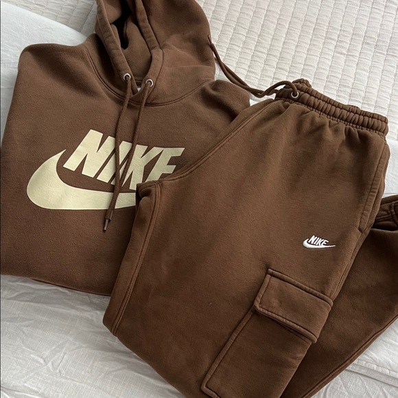 Nike Other - Nike Chocolate Brown Tracksuit with Logo